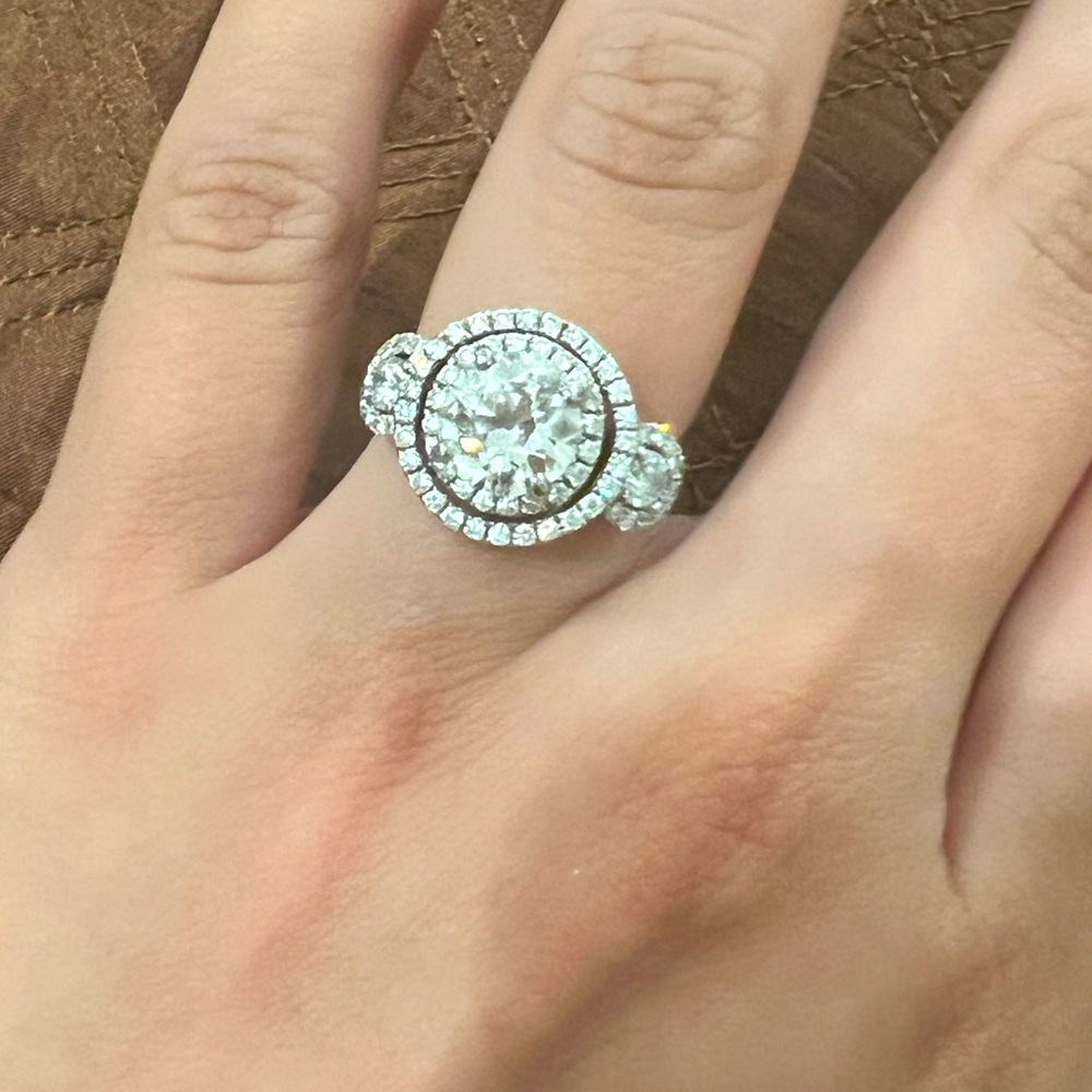 2.41 CT diamond ring. 18K diamond ring. Wedding ring 💍 Engagement ring